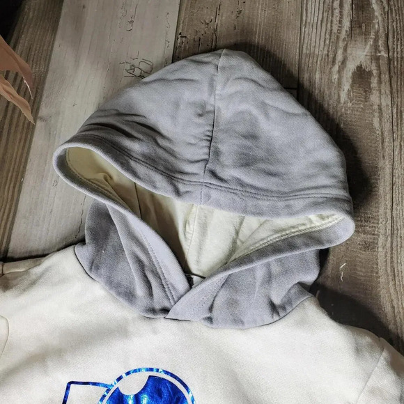 H&M Star Wars The Mandalorian Boys 6X/7 Cream Metallic Blue Pullover Hoodie - Picture 10 of 15